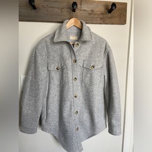 Jackson Rowe Medium Ladies Grey Shacket Like New